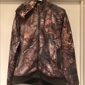 Under armor female jacket with hood